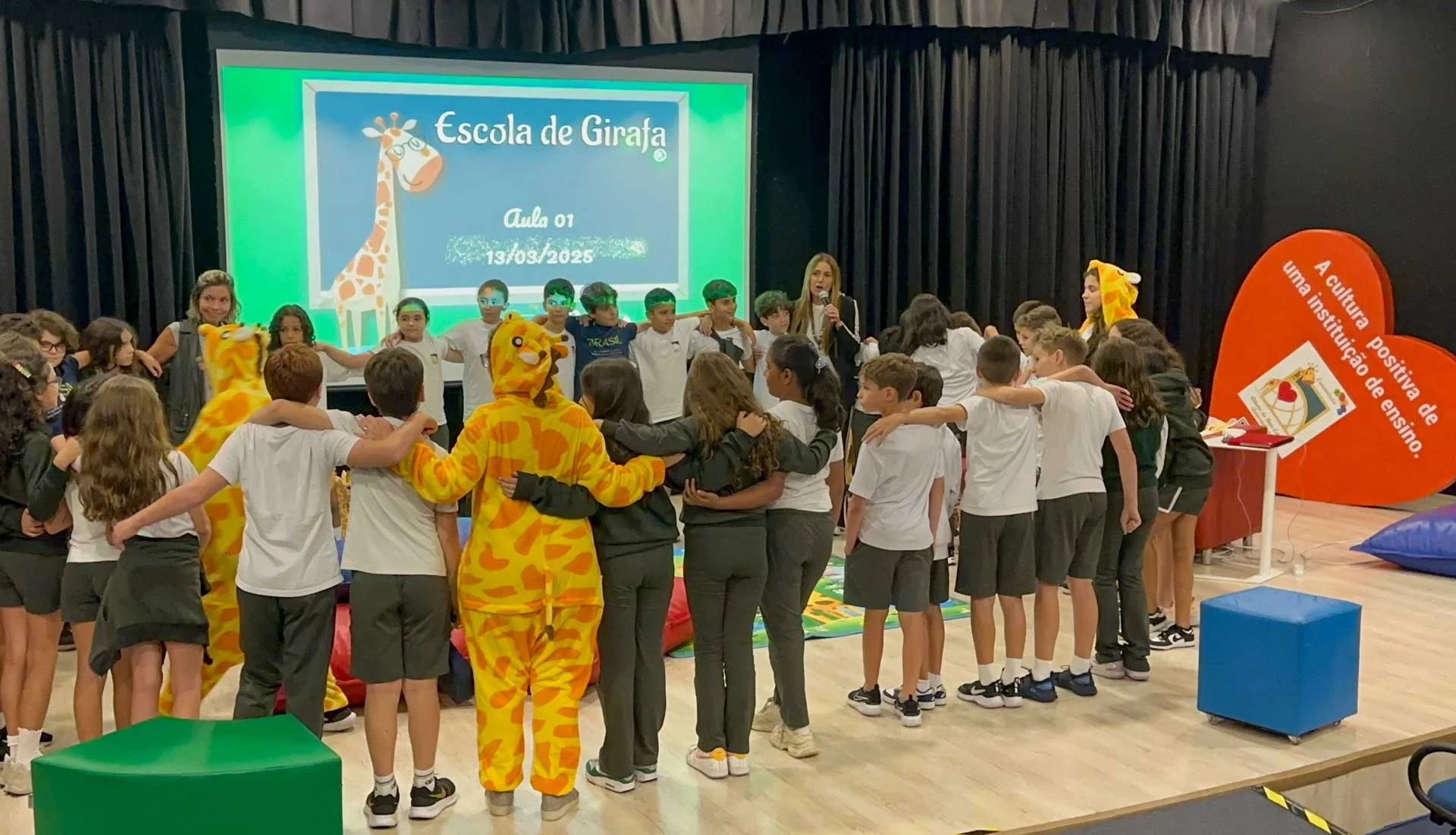 A Escola de Girafa chegou ao Juniors 5!