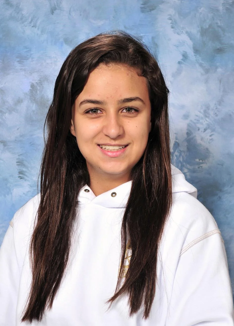 Maria Laura Dona Mourão, Class of 2013
