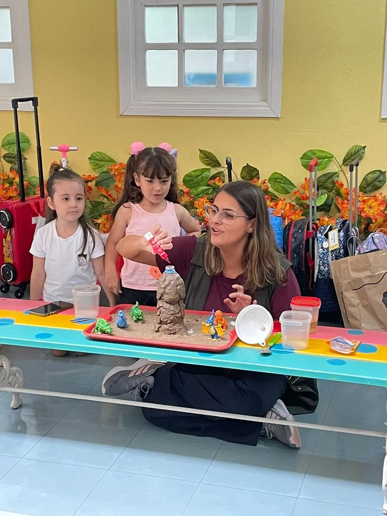 Educadores bilíngues especializados