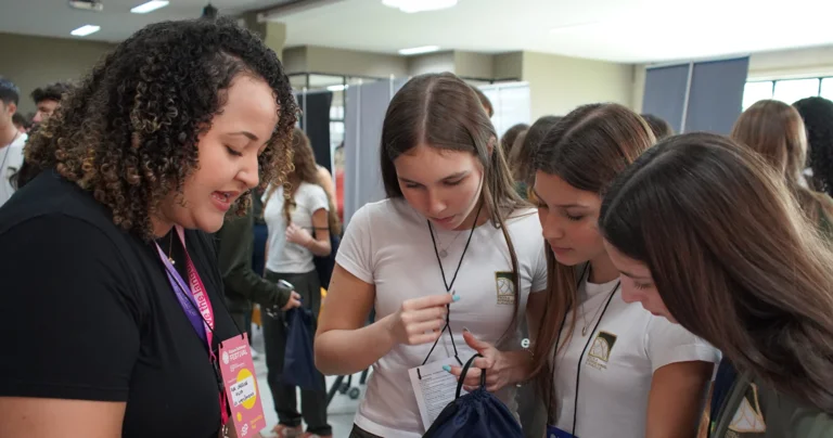 Percursos de vida e carreira